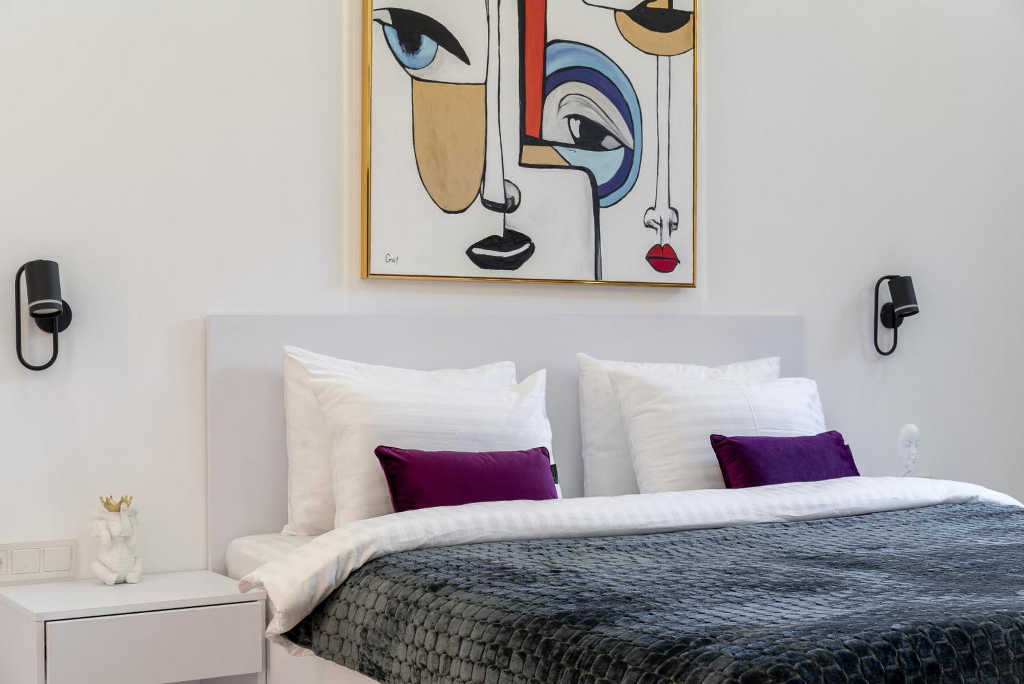 Yaroslav Val Lux Apartments Киев Екстериор снимка
