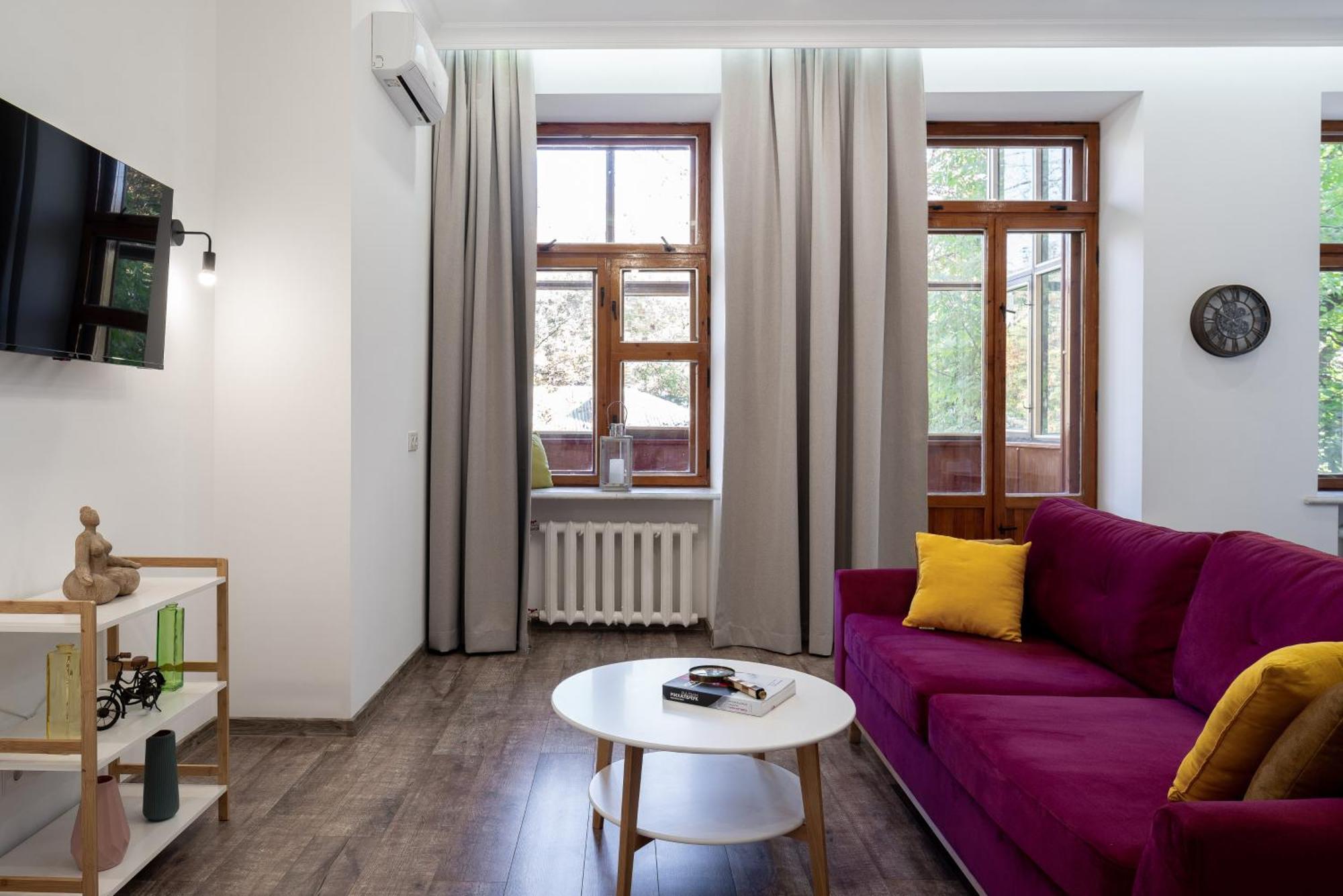 Yaroslav Val Lux Apartments Киев Екстериор снимка