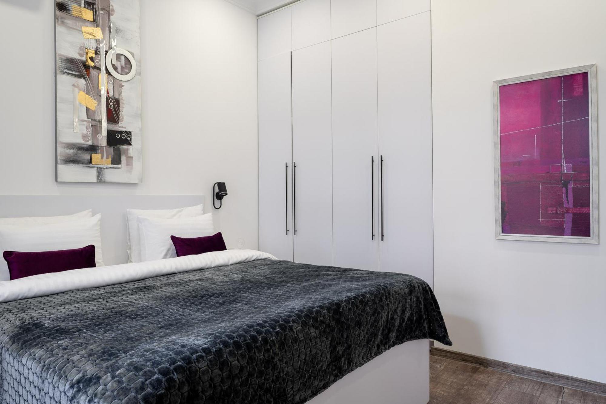 Yaroslav Val Lux Apartments Киев Екстериор снимка